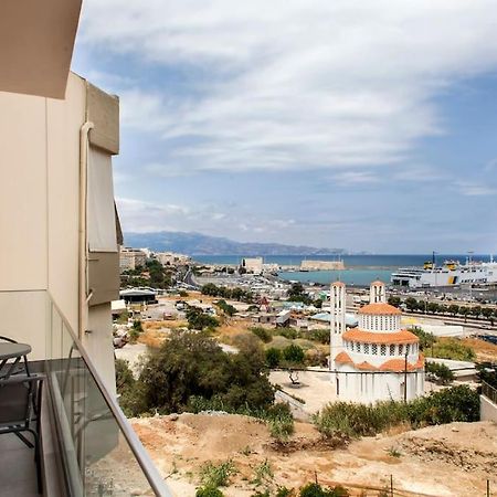Minimal Loft Art With Sea View Over Heraklion Harbour Dış mekan fotoğraf