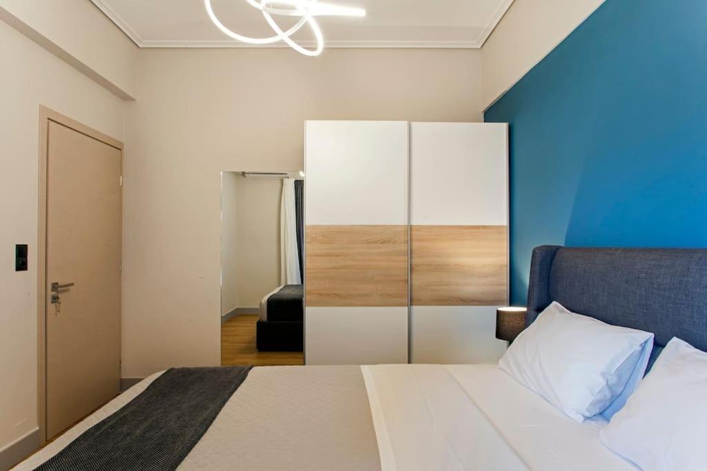 Minimal Loft Art With Sea View Over Heraklion Harbour Dış mekan fotoğraf